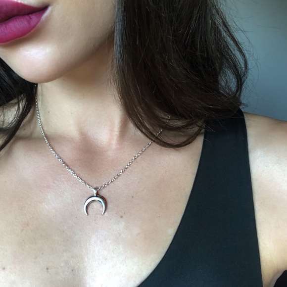 cuzette Jewelry - Moon necklace